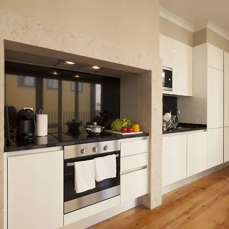 Five Stars Bica Apartment