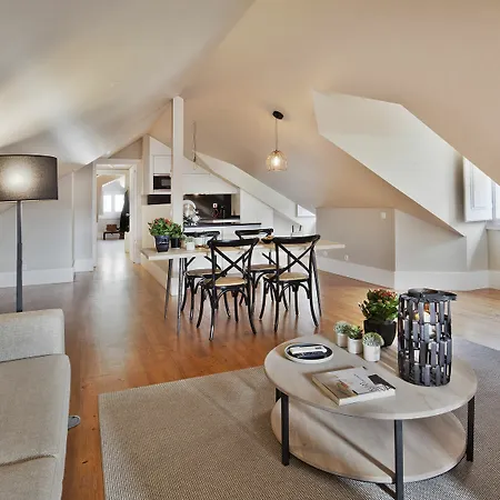 Five Stars Bica Apartment